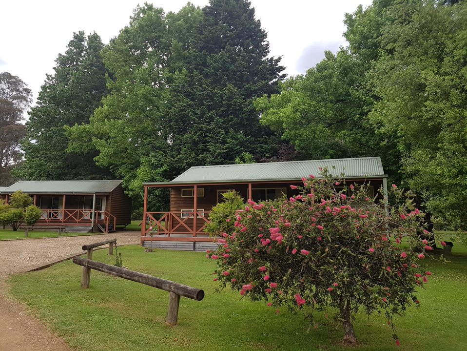 Harrietville Cabins & Caravan Park | 20 Camping Park Rd, Harrietville VIC 3741, Australia | Phone: (03) 5759 2523