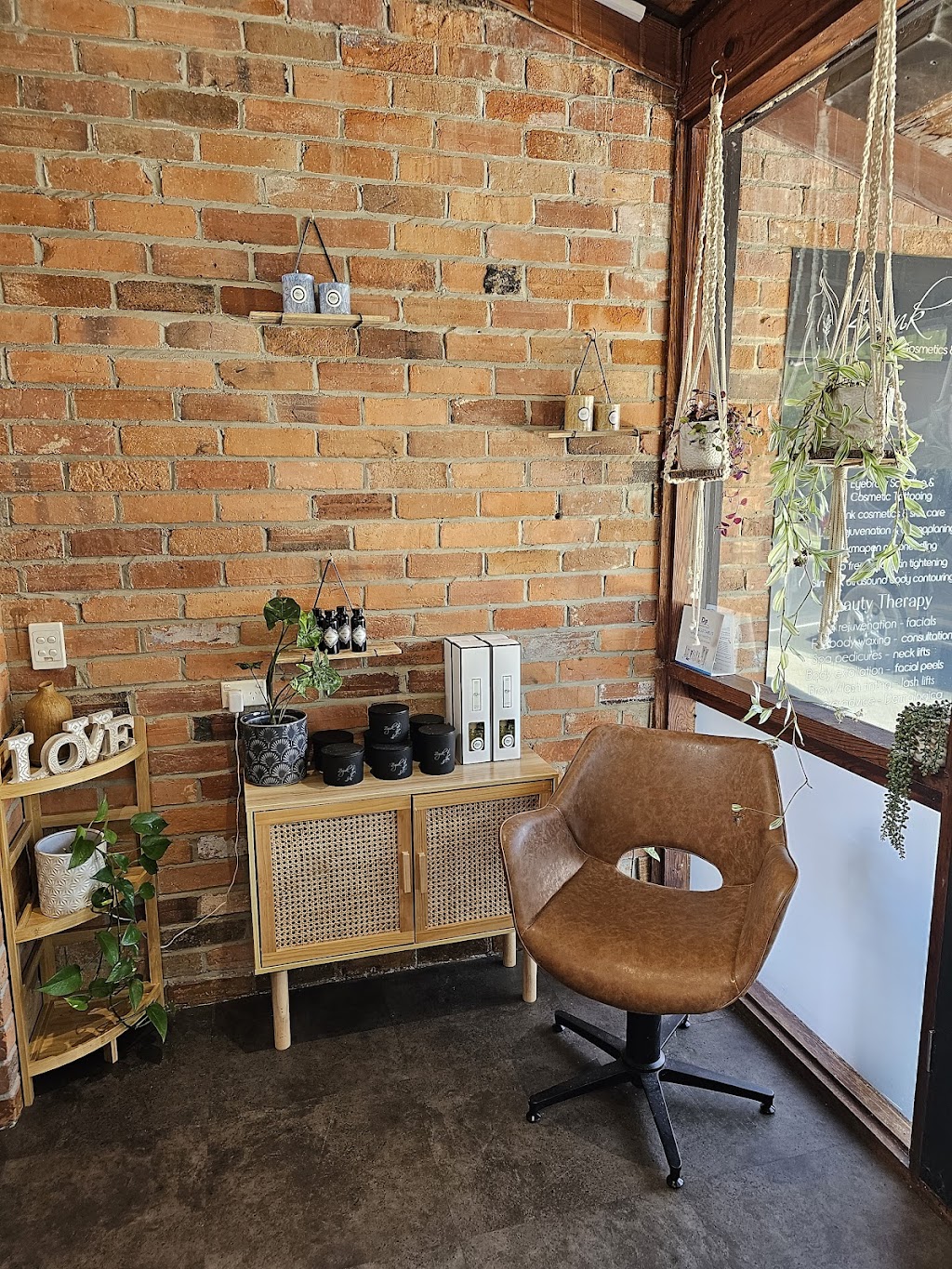 Zyink cosmetics and beauty | 6 Bridge St, Foster VIC 3960, Australia | Phone: 0498 821 200