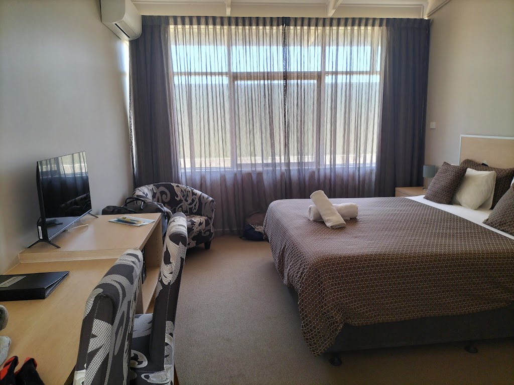 Highway One Motel Ceduna | 35 Eyre Hwy, Ceduna SA 5690, Australia | Phone: (08) 8625 2208