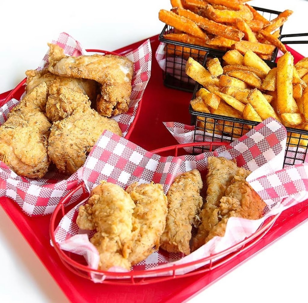 Big Mummas Fried Chicken Thornbury | meal takeaway | 167 Darebin Rd, Thornbury VIC 3071, Australia | 0476440467 OR +61 476 440 467