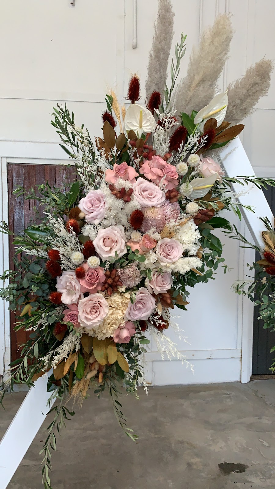 Boo & Bos Blooms | florist | 13 Wallace St, Macksville NSW 2024, Australia | 0416481900 OR +61 416 481 900