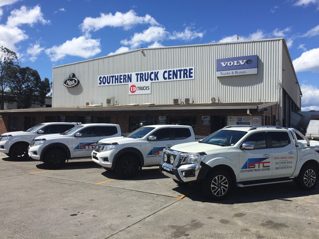 Southern Truck Centre Wollongong | moving company | 223/225 Berkeley Rd, Unanderra NSW 2526, Australia | 0242729755 OR +61 2 4272 9755