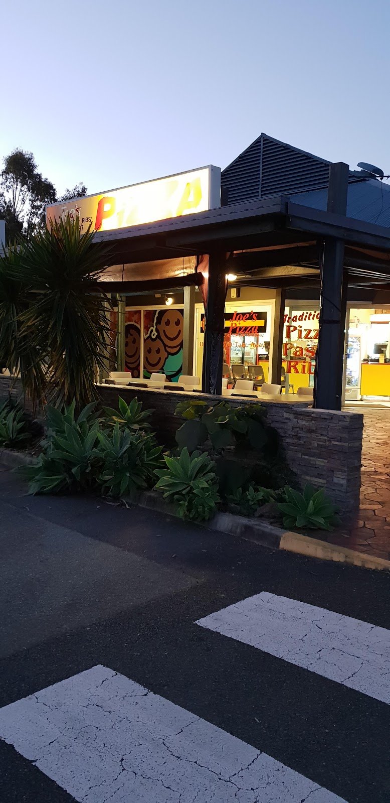 Joes Pizza | 5/194-200 Old Cleveland Rd, Capalaba QLD 4157, Australia | Phone: (07) 3245 5637