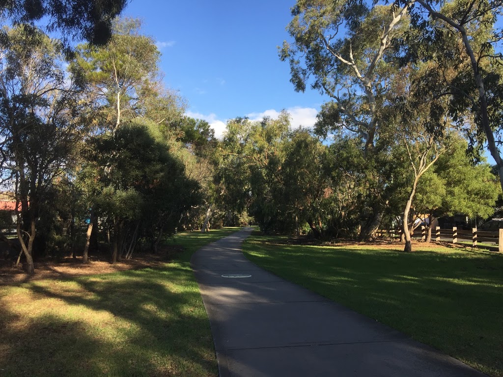 Outer Circle Railway Linear Park | 509 Neerim Rd, Murrumbeena VIC 3163, Australia