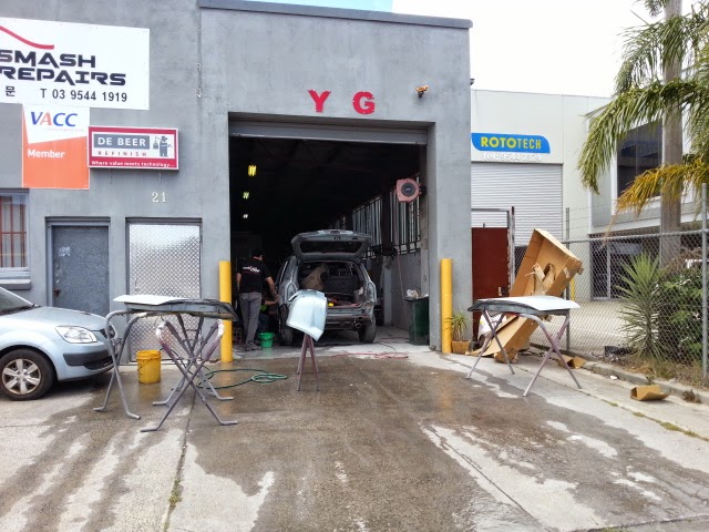 Y G Smash Repairs | car repair | 21 James St, Clayton South VIC 3169, Australia | 0395441919 OR +61 3 9544 1919