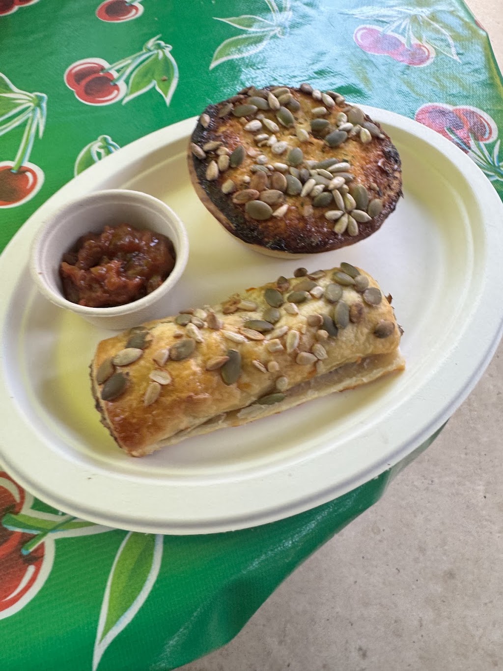 The Happy Apple Cafe | 2 Crooks Valley Rd, Crystal Creek NSW 2484, Australia | Phone: 0432 242 888