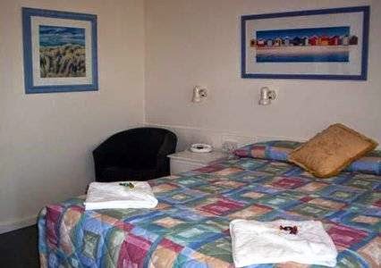 Comfort Inn Cedar Lodge | 1 Maryvale Cres, Morwell VIC 3840, Australia | Phone: (03) 5134 5877