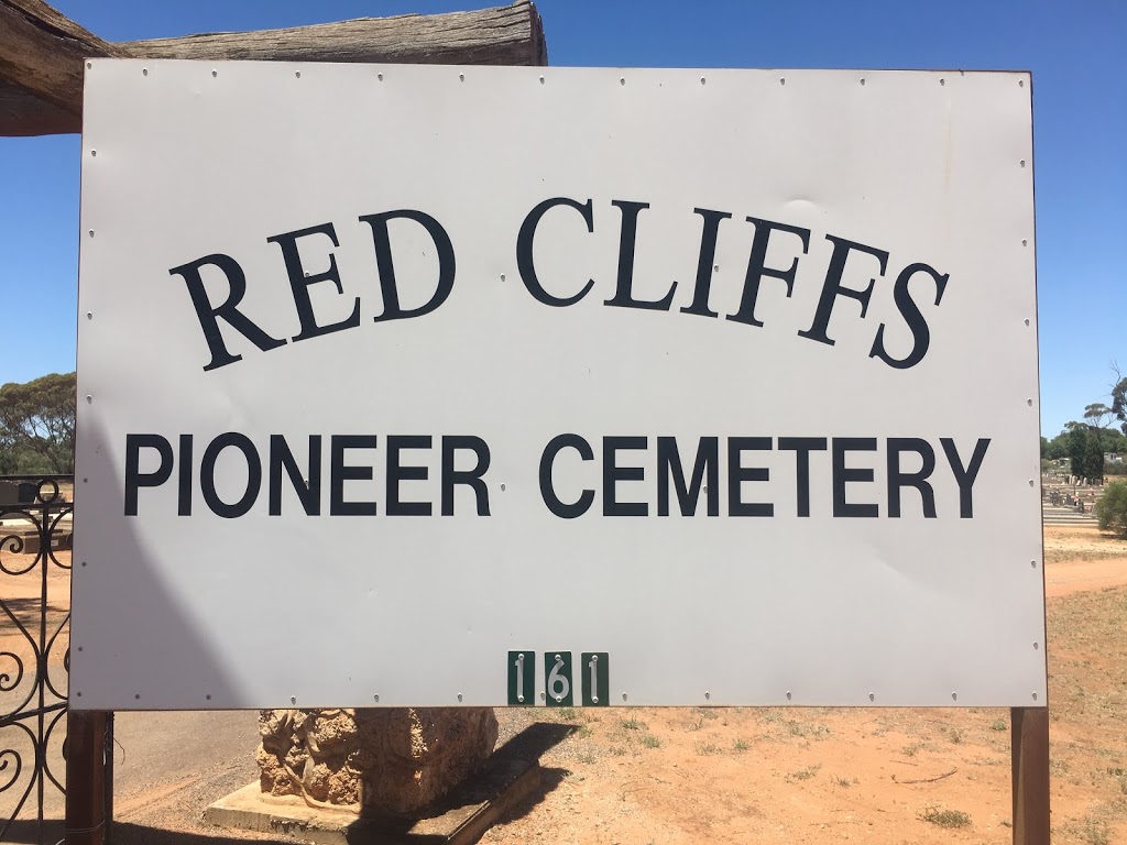 Red Cliffs Pioneer Cemetery | cemetery | 161 Lowan Ave, Red Cliffs VIC 3496, Australia