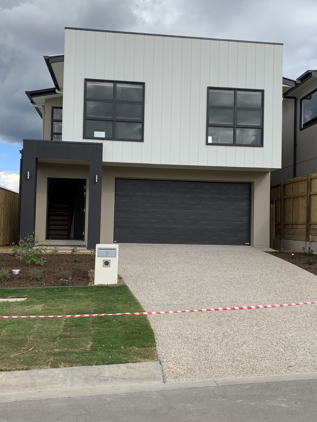 Next Door Realty | 13 Montegrande Cct, Griffin QLD 4503, Australia | Phone: 0428 410 507
