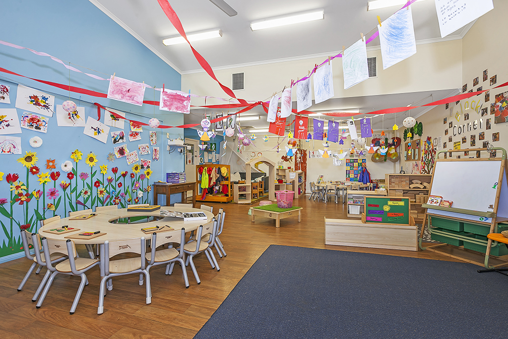 McDowall Village Childcare | 109C Beckett Rd, McDowall QLD 4053, Australia | Phone: (07) 3353 5511