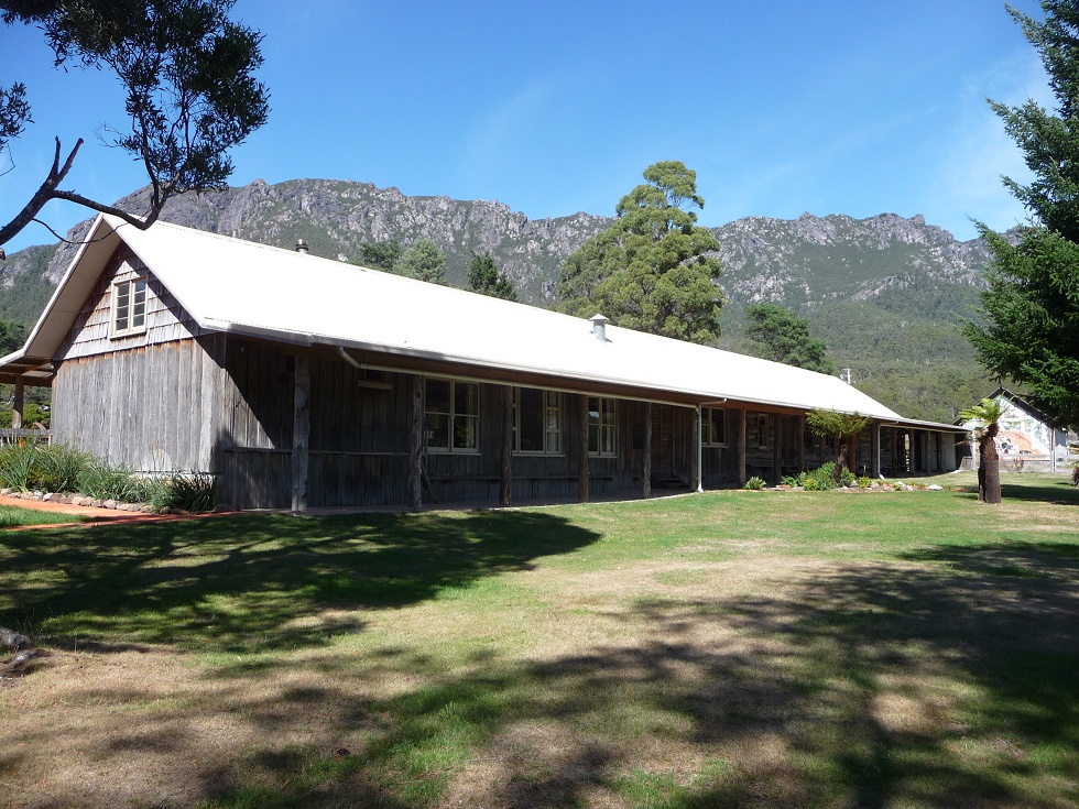 THE OLD BLACK STUMP Restaurant and Function Room | 32-30 Wellington Street, Gowrie Park TAS 7306, Australia | Phone: (03) 6491 1881