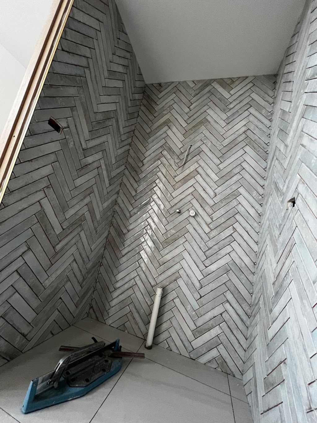 Local Tiler Hobart | 40 Obrien, Glenorchy TAS 7010, Australia | Phone: 0447 108 215