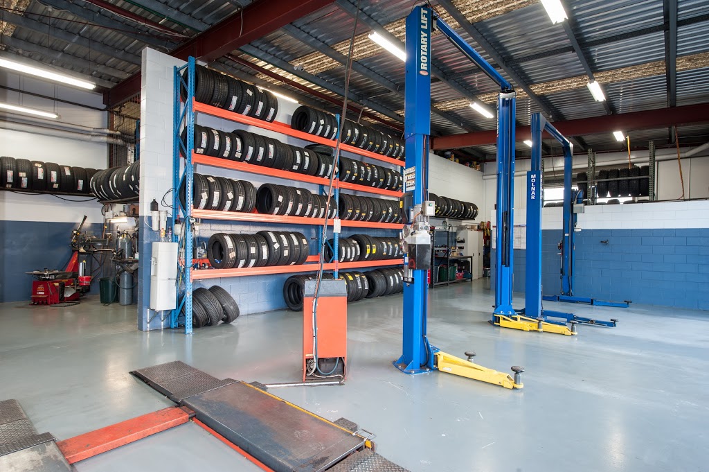 JAX Tyres Toowoomba | 332 James St, Toowoomba City QLD 4350, Australia | Phone: (07) 4571 4056