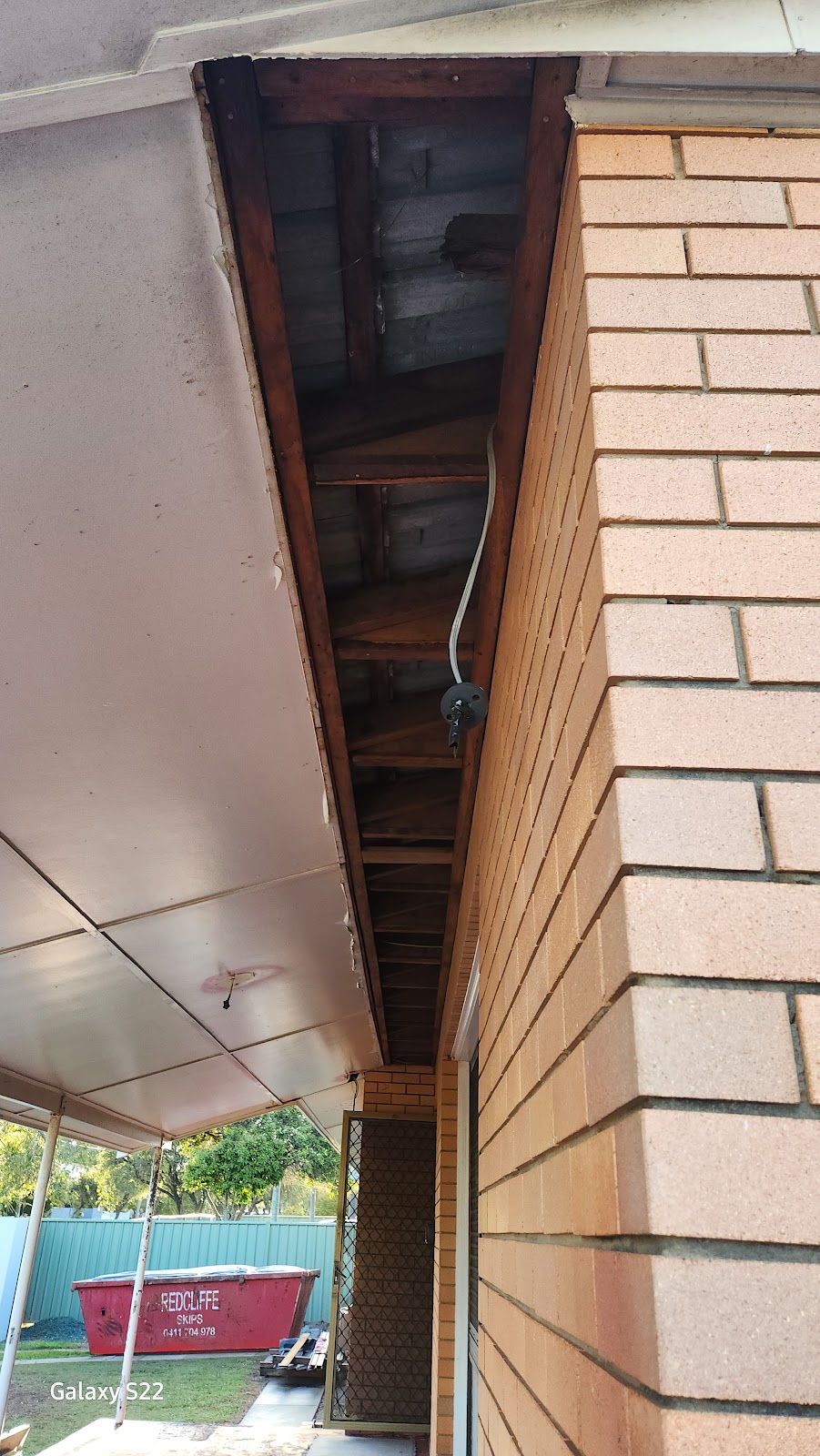 PMK Asbestos Removal | 19 Pine Crest Dr, Kurwongbah QLD 4503, Australia | Phone: 0478 515 035