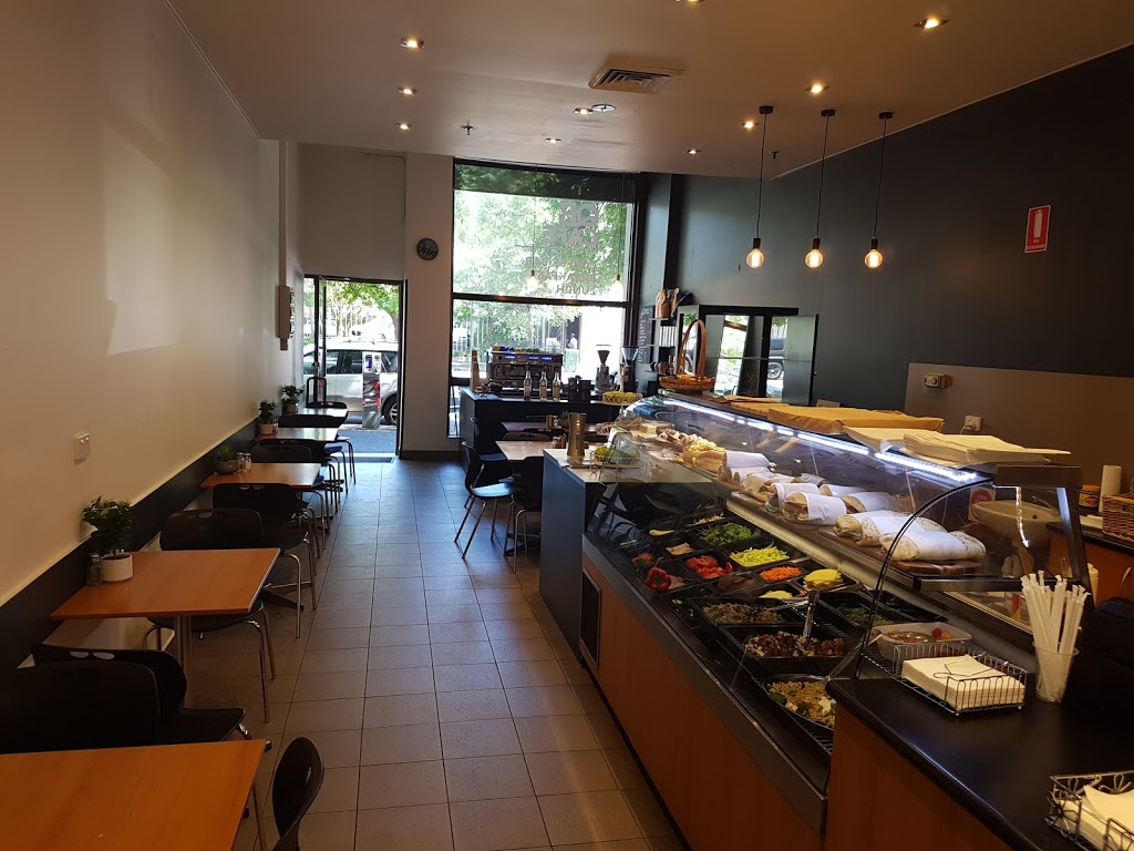 QB Cafe | cafe | 109 Queens Bridge St, Southbank VIC 3006, Australia | 0401796075 OR +61 401 796 075