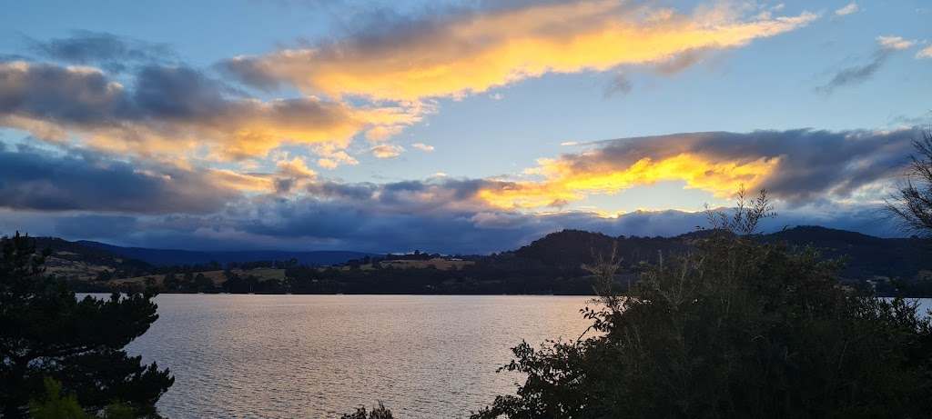 Rive Gauche | 1345 Cygnet Coast Rd, Lower Wattle Grove TAS 7109, Australia | Phone: 0404 377 362