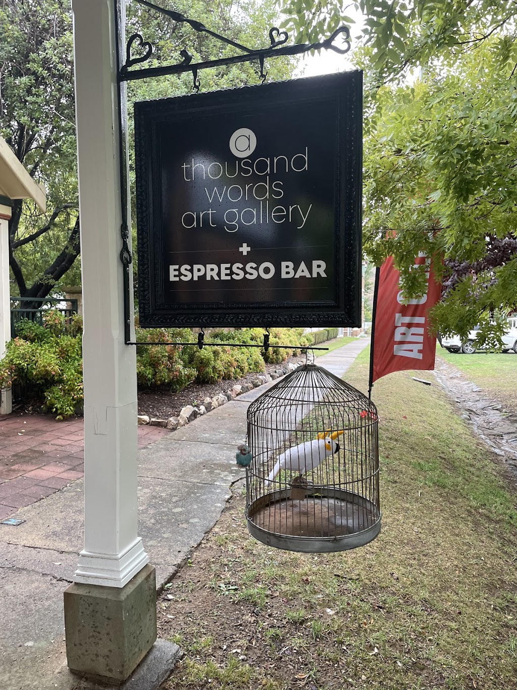 A Thousand Words Gallery Carcoar | 11 Icely St, Carcoar NSW 2791, Australia | Phone: 0414 550 223