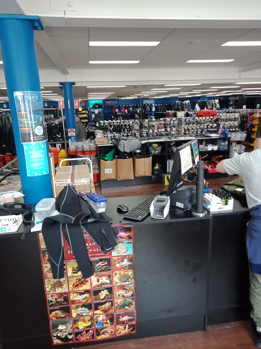 Adreno Scuba Diving Melbourne | store | 1186 Nepean Hwy, Cheltenham VIC 3192, Australia | 0395848698 OR +61 3 9584 8698