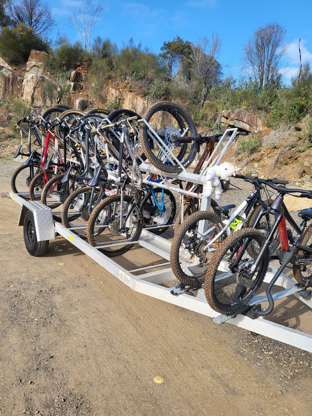 Send It MTB Shuttles George Town | Mount George Rd, George Town TAS 7253, Australia | Phone: 0409 822 245