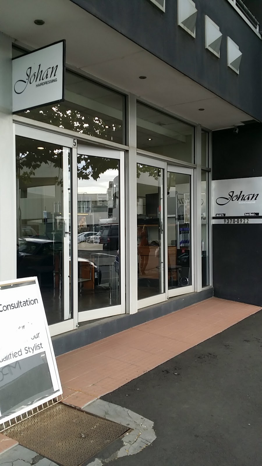 Johan Hairdressing | hair care | 5 Hall St, Moonee Ponds VIC 3039, Australia | 0393700922 OR +61 3 9370 0922