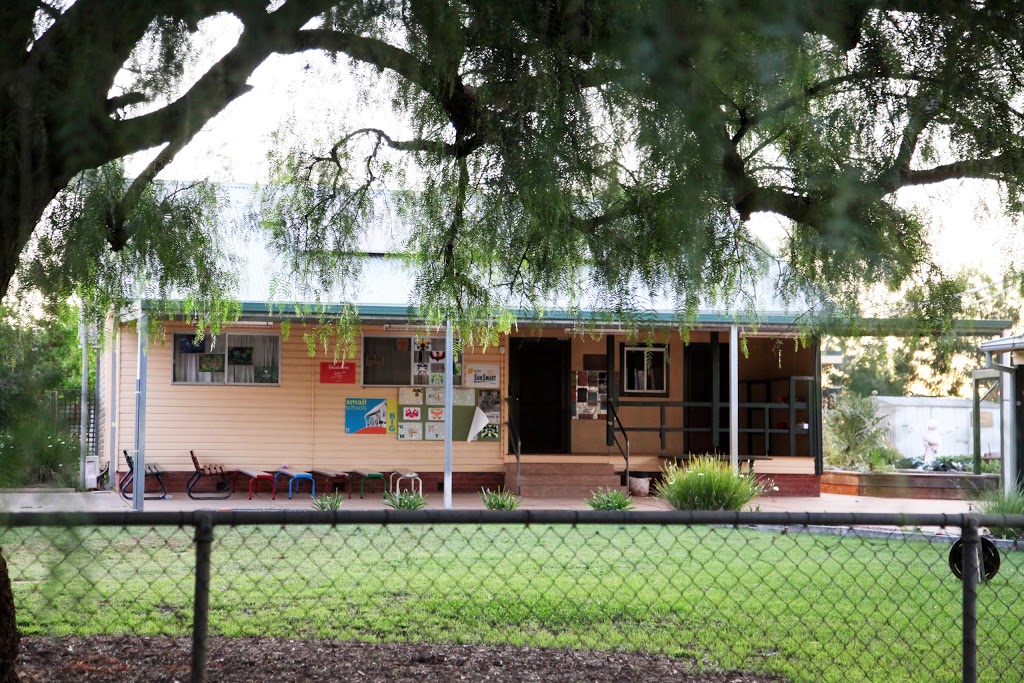 Collingullie Public School | school | Urana St, Collingullie NSW 2650, Australia | 0269200165 OR +61 2 6920 0165