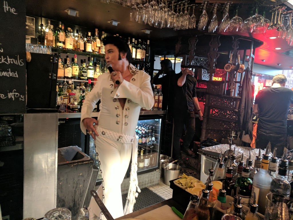 St LuJa Smoke fusion restaurant, Whisky and cocktail bar | 9 Fitzroy St, St Kilda VIC 3182, Australia | Phone: (03) 9534 0002