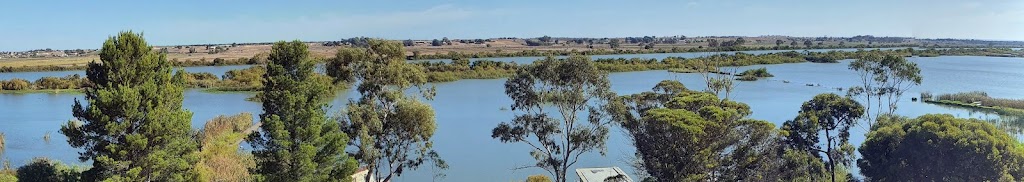 Waterfront Holiday Park | 216 Princes Hwy, Tailem Bend SA 5260, Australia | Phone: (08) 7530 5000