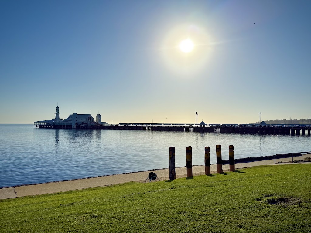 Western Beach | Western Foreshore Rd, Geelong VIC 3220, Australia | Phone: (03) 5272 5272