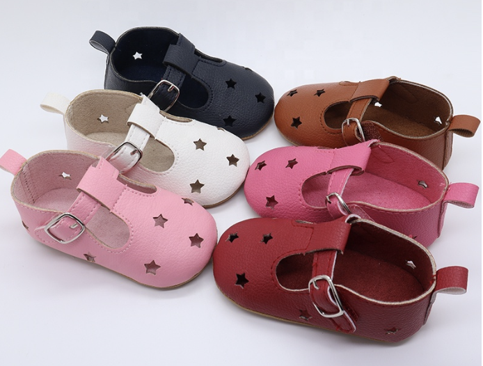puggleshoes | shoe store | 77 Kalua Dr, Chittaway Bay NSW 2261, Australia | 0402466302 OR +61 402 466 302