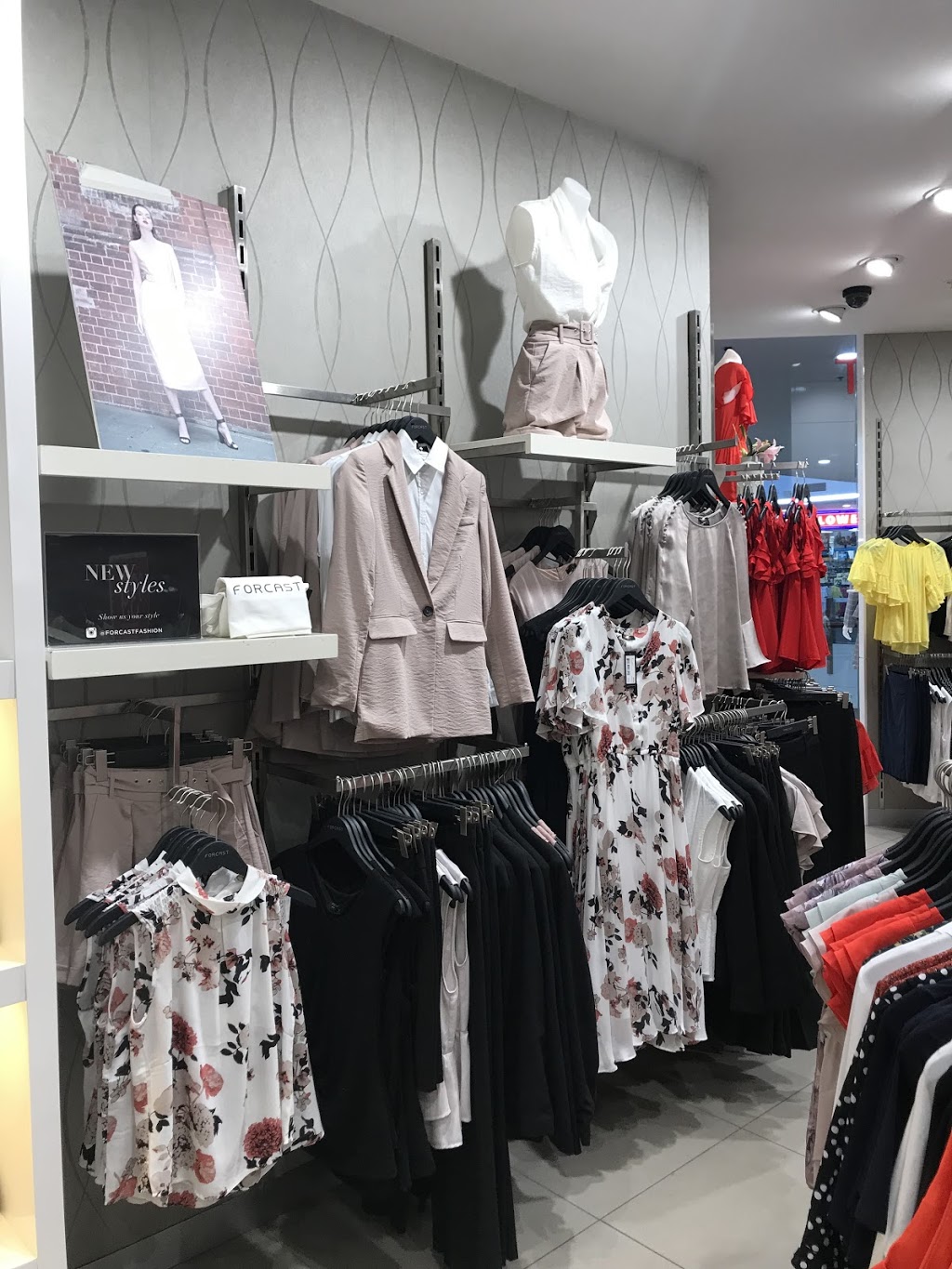 Forcast | shoe store | Carlingford Court, Level 1 Shop 216, Pennant Hills Rd and, Carlingford Rd, Carlingford NSW 2118, Australia | 0298710222 OR +61 2 9871 0222
