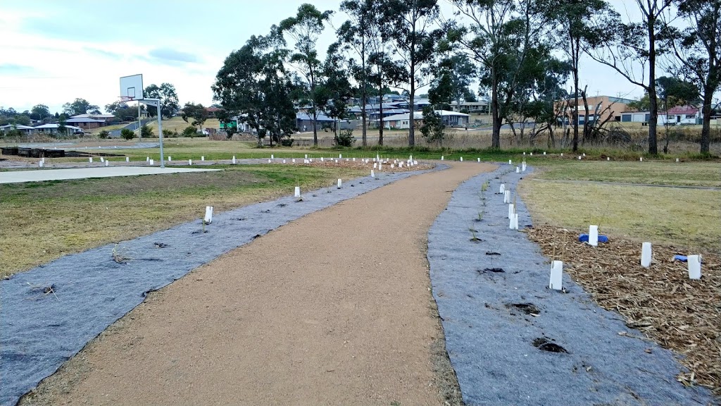 Columbine Memorial Park | park | 114 East St, Bega NSW 2550, Australia