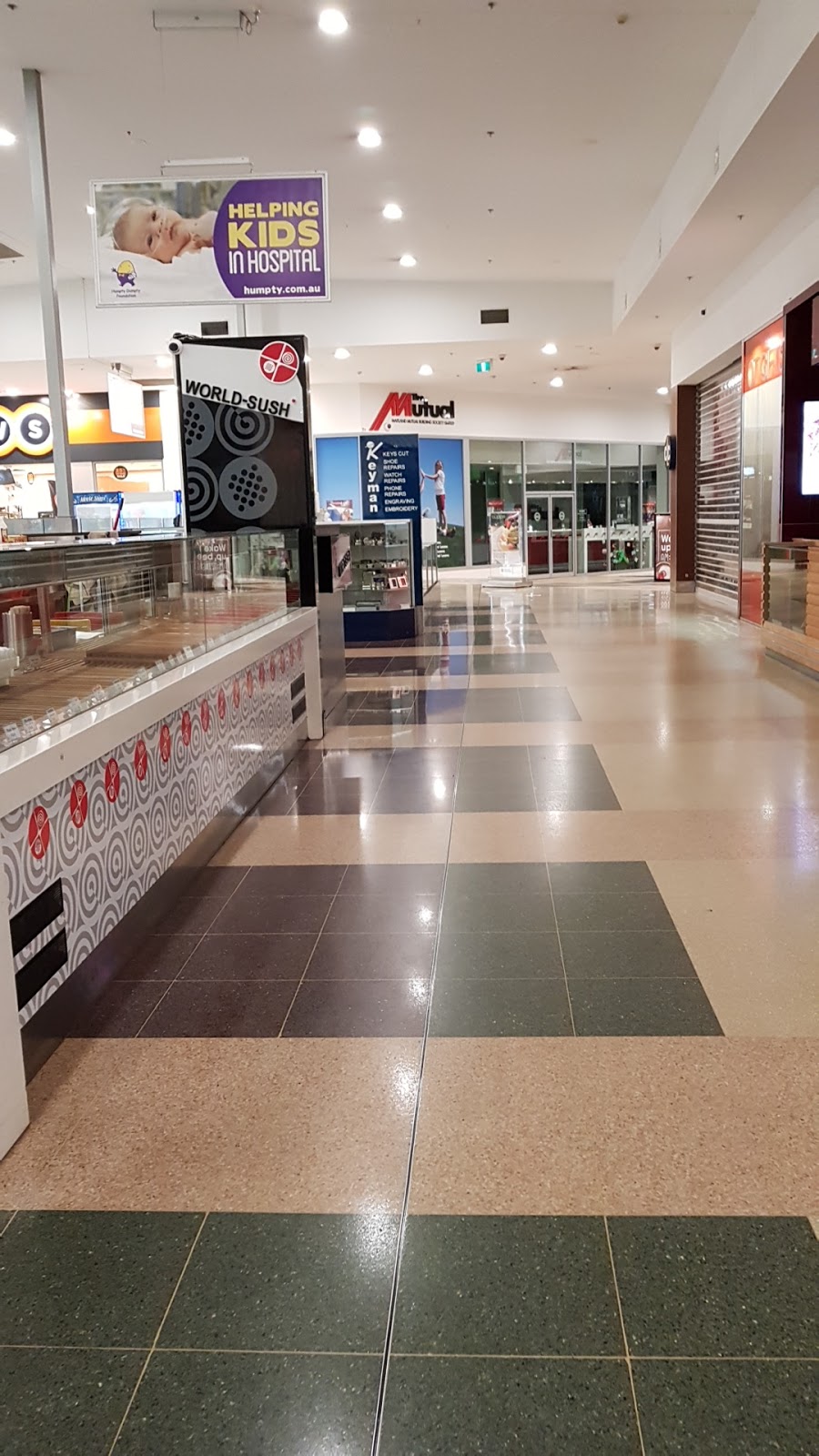 Rutherford Marketplace | shopping mall | 1 Hillview St, Rutherford NSW 2320, Australia | 0243322255 OR +61 2 4332 2255