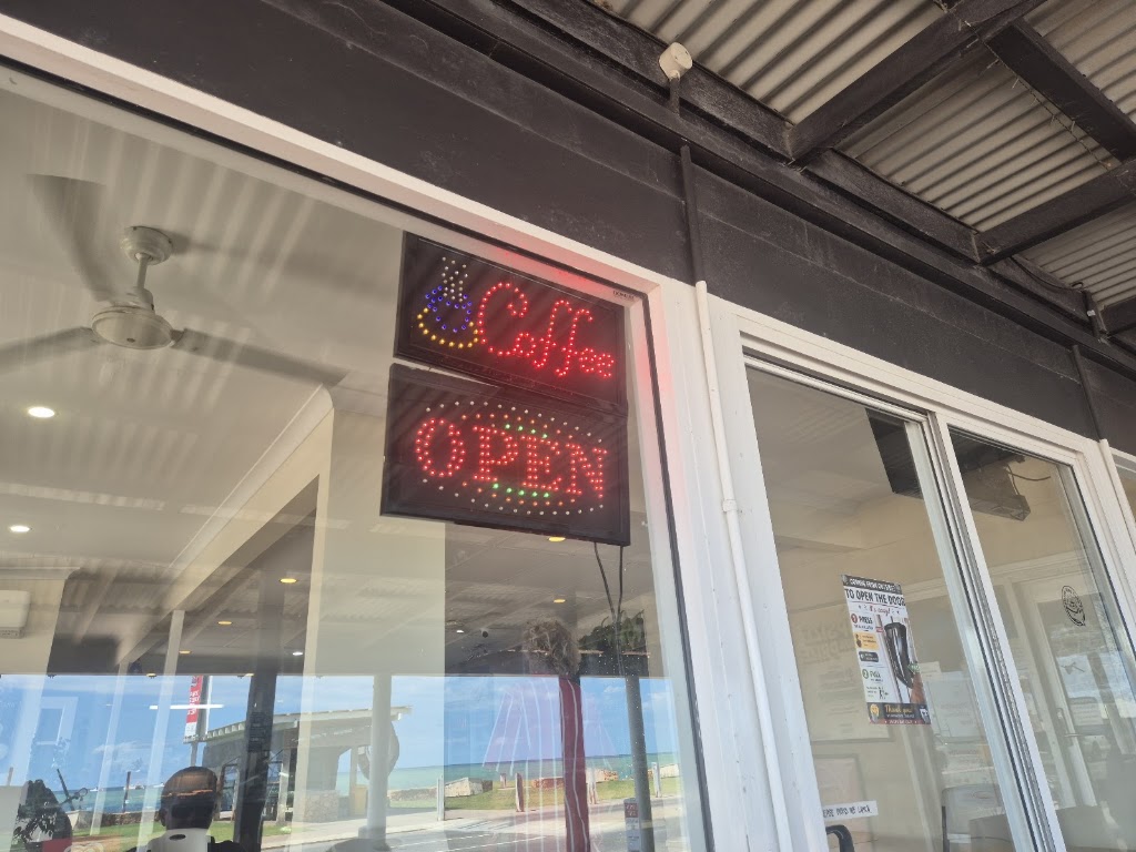 Shark Bay Cafe | 51 Knight Terrace, Denham WA 6537, Australia | Phone: (08) 9948 3222