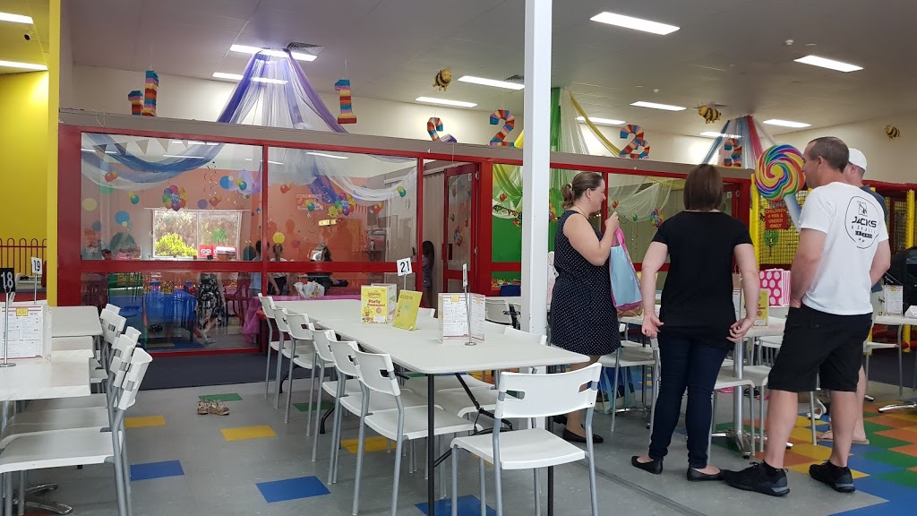 Lollipops Playland and Cafe Cannon Hill | cafe | 5a/1881 Creek Rd, Cannon Hill QLD 4170, Australia | 0733958111 OR +61 7 3395 8111