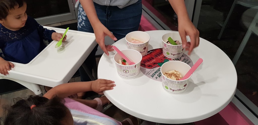 Yogurtland Macarthur | store | Macarthur Square L01, Shop C047/L1200 Gilchrist Drive,, Campbelltown NSW 2560, Australia | 0246263499 OR +61 2 4626 3499