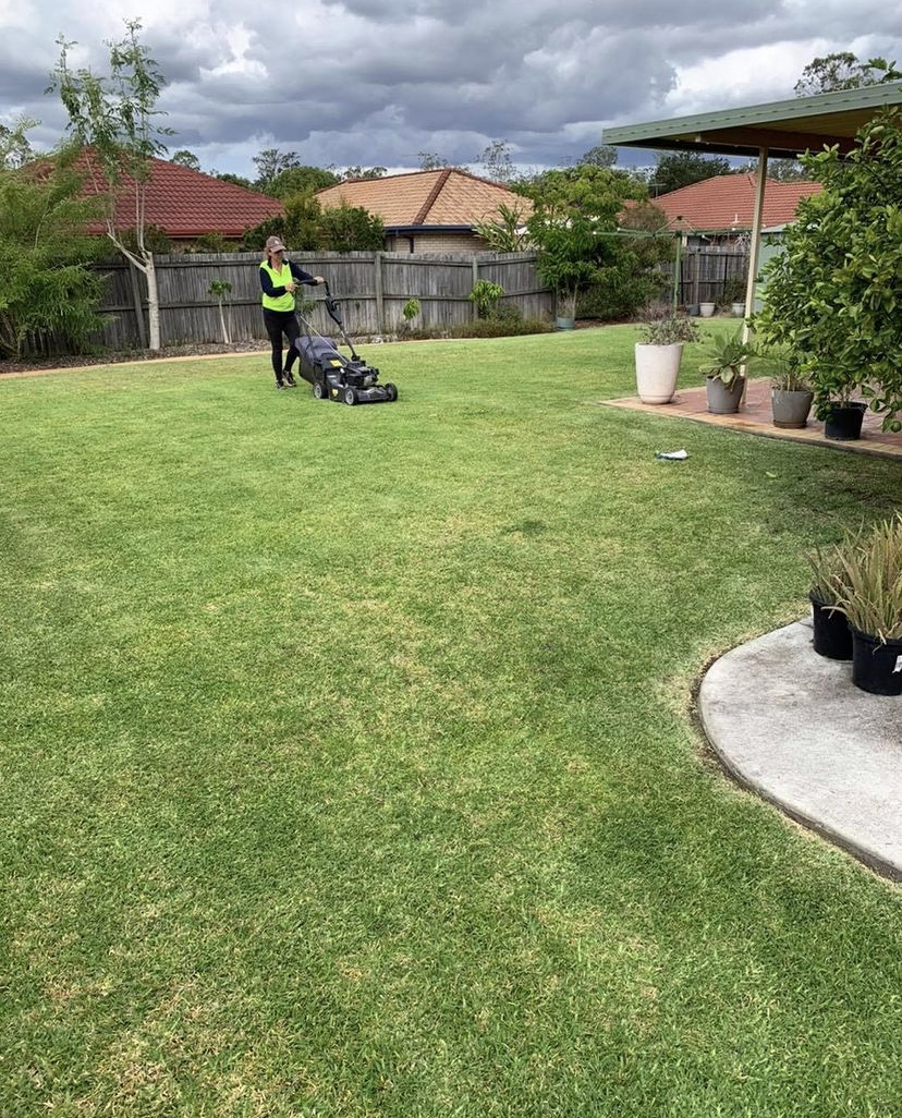 Atlas gardening and maintenance | Kooringal Rd, Munruben QLD 4125, Australia | Phone: 0434 393 407