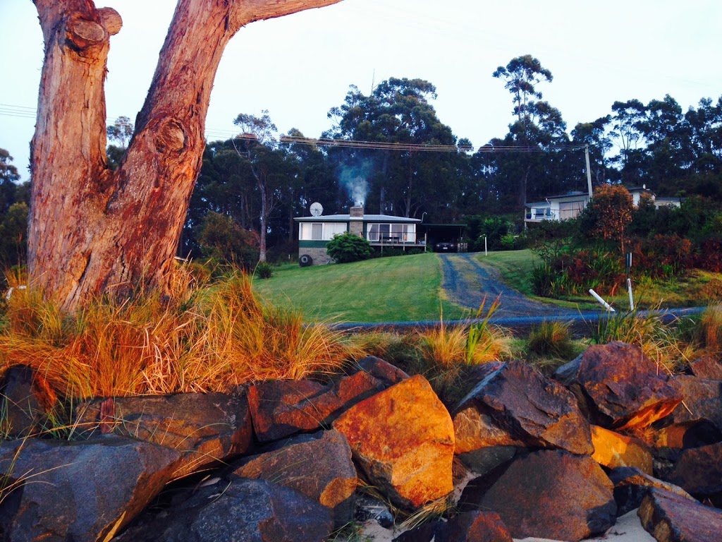 Summertime Cottage | lodging | 120 Kingfish Beach Rd, Southport TAS 7109, Australia | 0410583213 OR +61 410 583 213