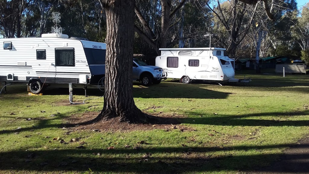 Ball Park Caravan Park | rv park | Bridge Rd, Corowa NSW 2646, Australia | 0260331426 OR +61 2 6033 1426