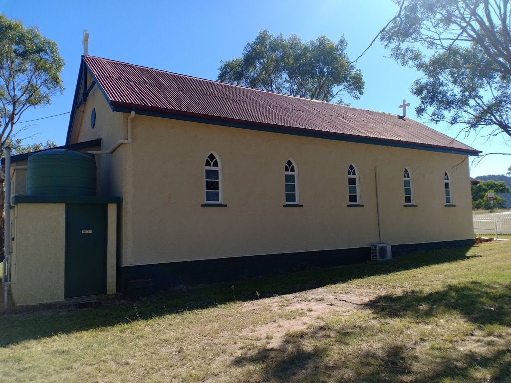 Sacred Heart Chatolic Church Lyra | church | 28608 New England Hwy, Lyra QLD 4382, Australia