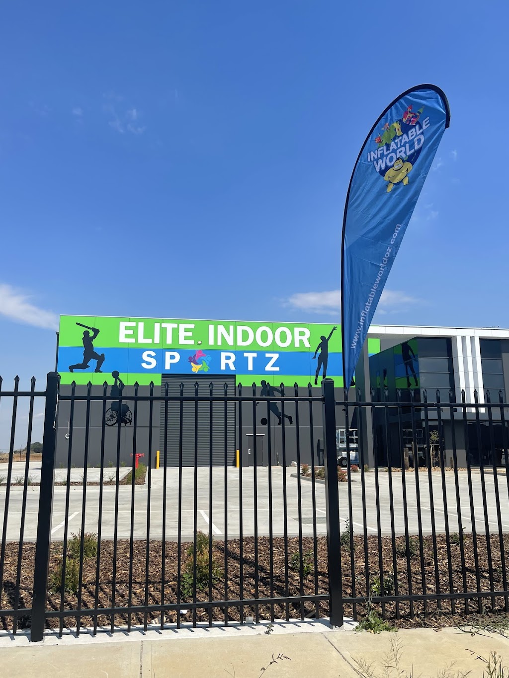 Elite Indoor Sportz |  | 49 Southeast Blvd, Pakenham VIC 3810, Australia | 0391231311 OR +61 3 9123 1311