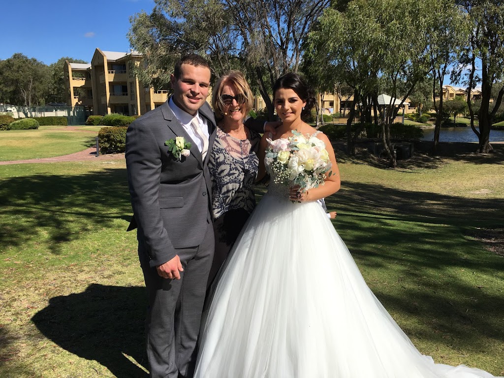 celebrant margaret river maureen nicholson | Aldercress Approach, Dunsborough WA 6281, Australia | Phone: 0429 118 155