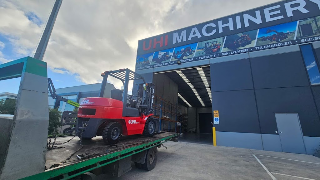UHI Machinery Dubbo | 3 Commercial Ave, Dubbo NSW 2830, Australia | Phone: 1800 000 844