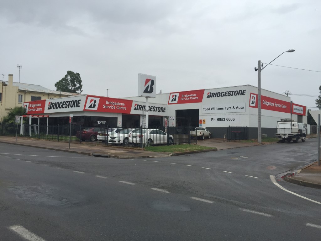 Bridgestone Service Centre - Leeton | car repair | 49/55 Kurrajong Ave, Leeton NSW 2705, Australia | 0269536666 OR +61 2 6953 6666