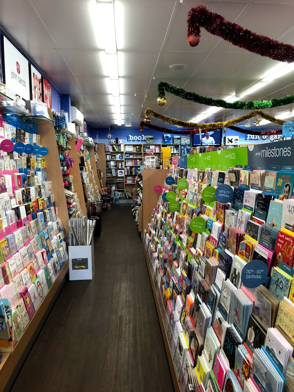 Queenscliff Village News | book store | 72 Hesse St, Queenscliff VIC 3225, Australia | 0352581828 OR +61 3 5258 1828