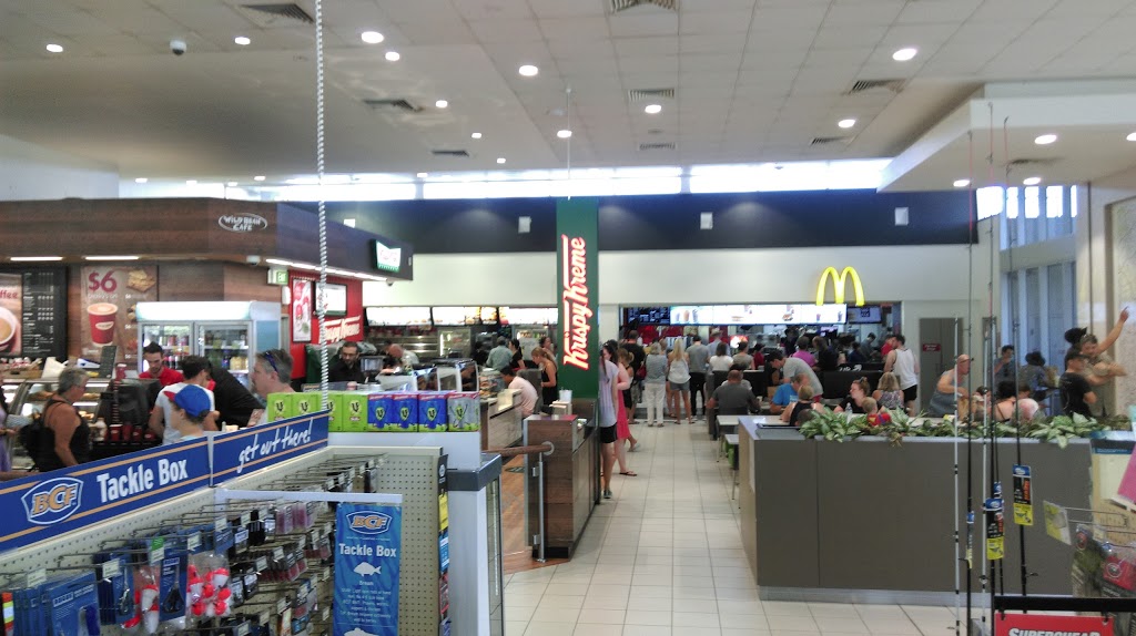 McDonalds BP Chinderah | cafe | BP Travel Centre, Pacific Hwy, Chinderah NSW 2487, Australia | 0266742688 OR +61 2 6674 2688