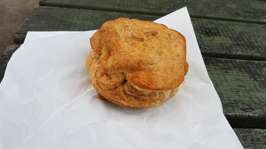 Uki Pies | bakery | 1454 Kyogle Rd, Uki NSW 2484, Australia | 0266795838 OR +61 2 6679 5838