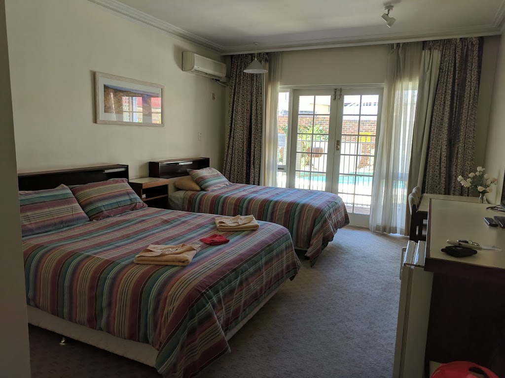 York Castle Hotel | lodging | 95-97 Avon Terrace, York WA 6302, Australia | 0896411007 OR +61 8 9641 1007