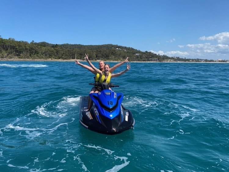 Noosa Boat Hire | 256 Gympie Terrace, Noosaville QLD 4566, Australia | Phone: (07) 5449 9248