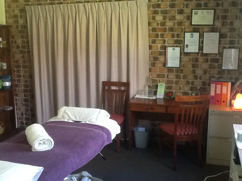 Debs Remedial Massage Clinic | 11 Pendoma Dr, Hodgson Vale QLD 4352, Australia | Phone: 0427 641 059