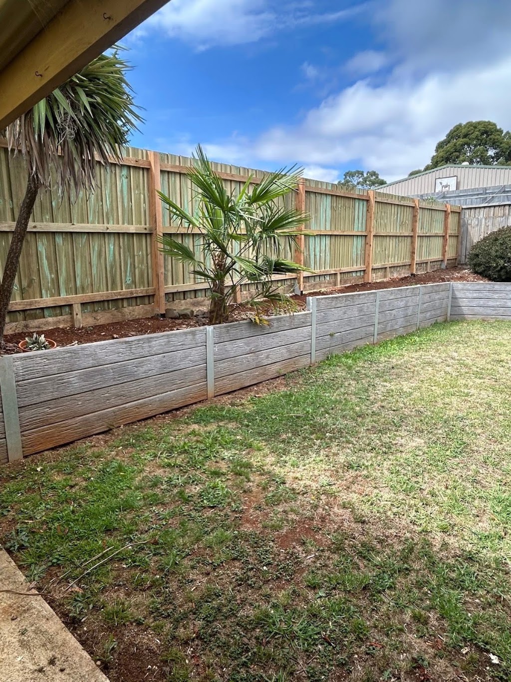 Morrison Fencing | 65 Barnes Rd, Kardella South VIC 3950, Australia | Phone: 0417 845 312
